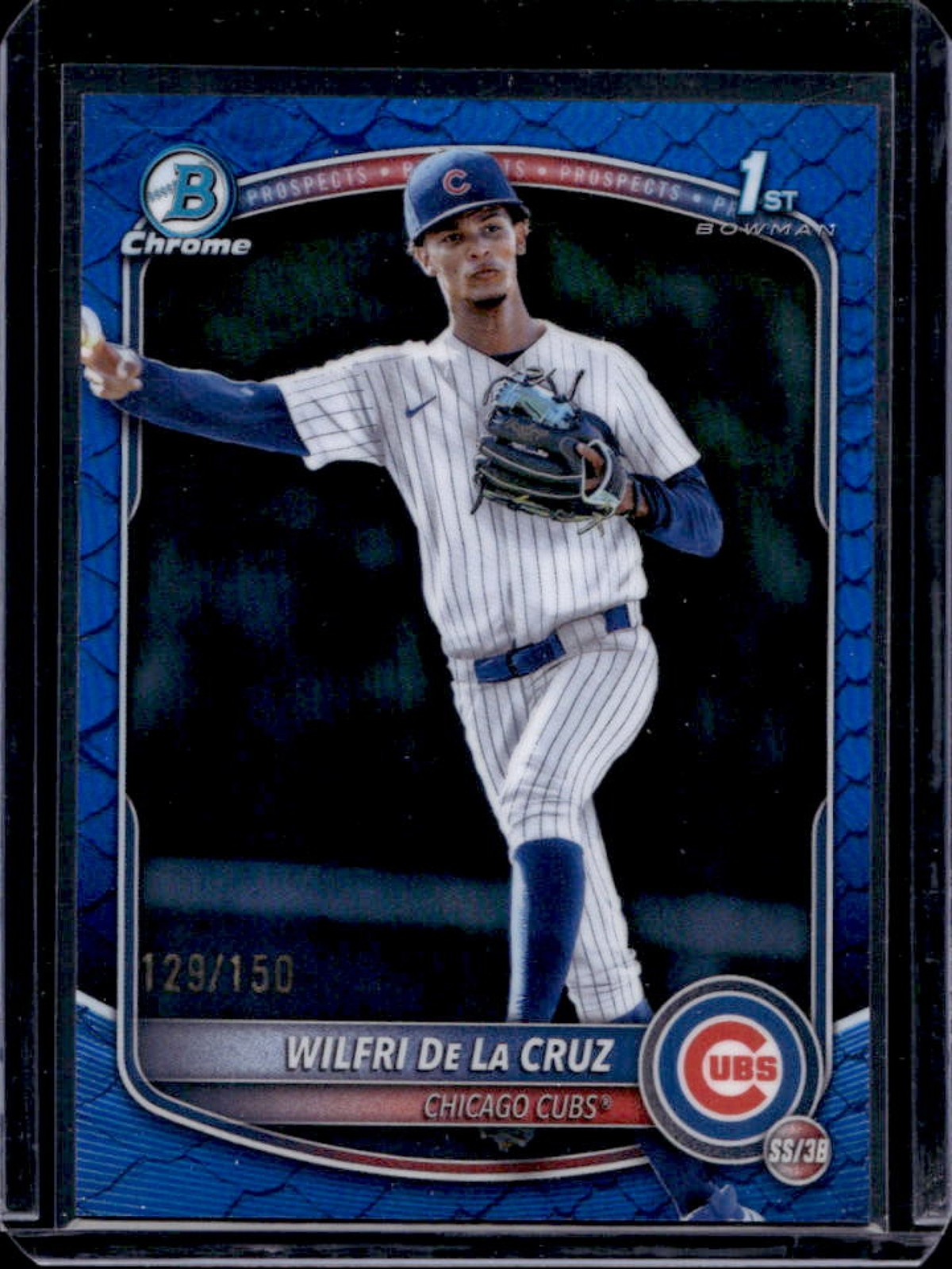 2025 Bowman Chrome Wilfri De La Cruz Reptilian Blue Refractor 1st Prospect #/150