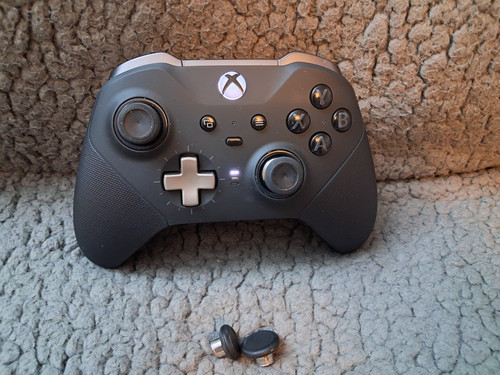 Xbox Elite Series 2 Wireless Controller Black New Thumbsticks And 2 Spare - Picture 13 of 13