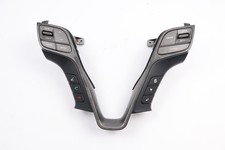 2013-2019 Hyundai Santa Fe Steering Wheel Audio Cruise Control Switch Oem 2013-2019 Hyundai Santa Fe Steering Wheel Audio Cruise Control Switch Oem