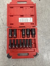 Milwaukee 49-66-7014 Shockwave Impact Duty Drive Sockets - Set of 14, Red