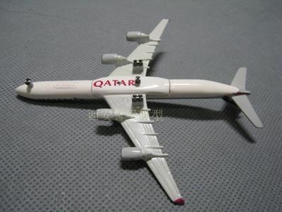 航空機・ヘリコプター Qatar Airways Airbus A340-600 1:400 Picture: First high gross weight Airbus A340-600 variant