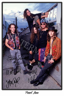 Pearl Jam band signed 12x18 inch photograph poster - Ten - Vs - Yield - Gigaton 