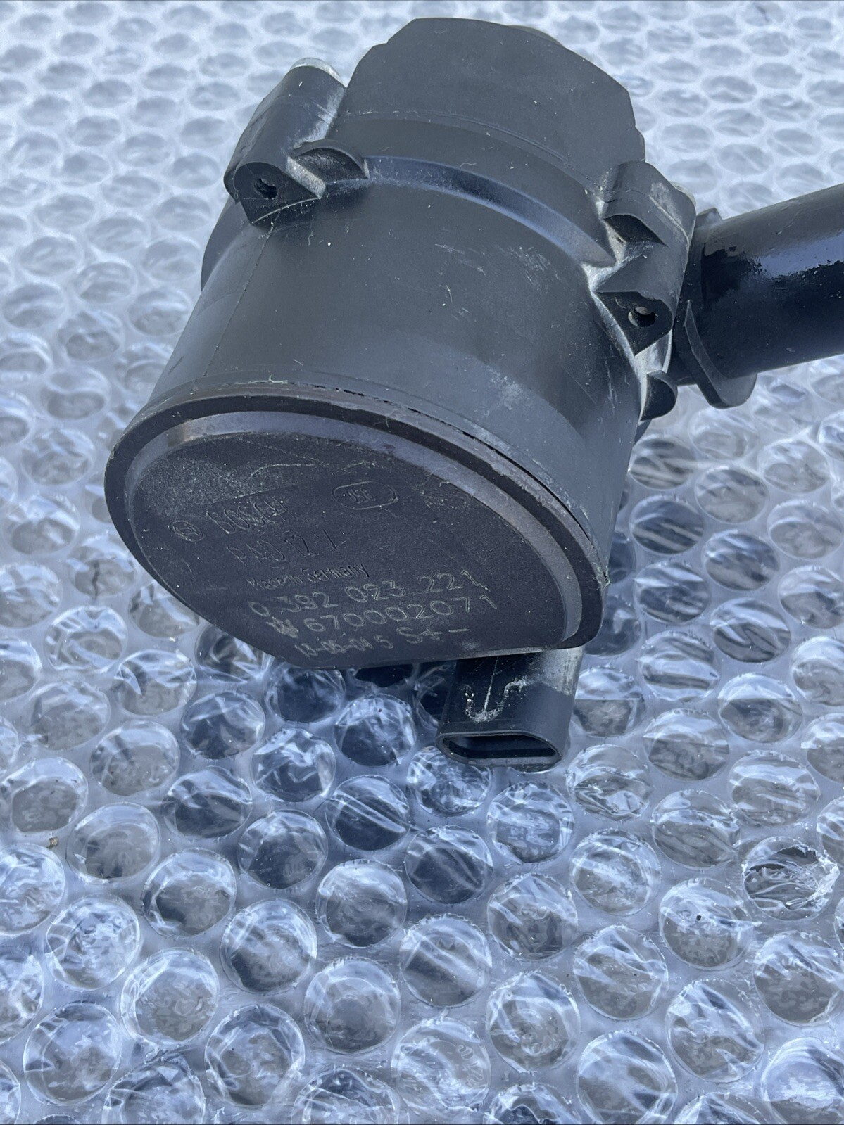 15-19 Ferrari 488 Spider Water Coolant Recirculation Pump
