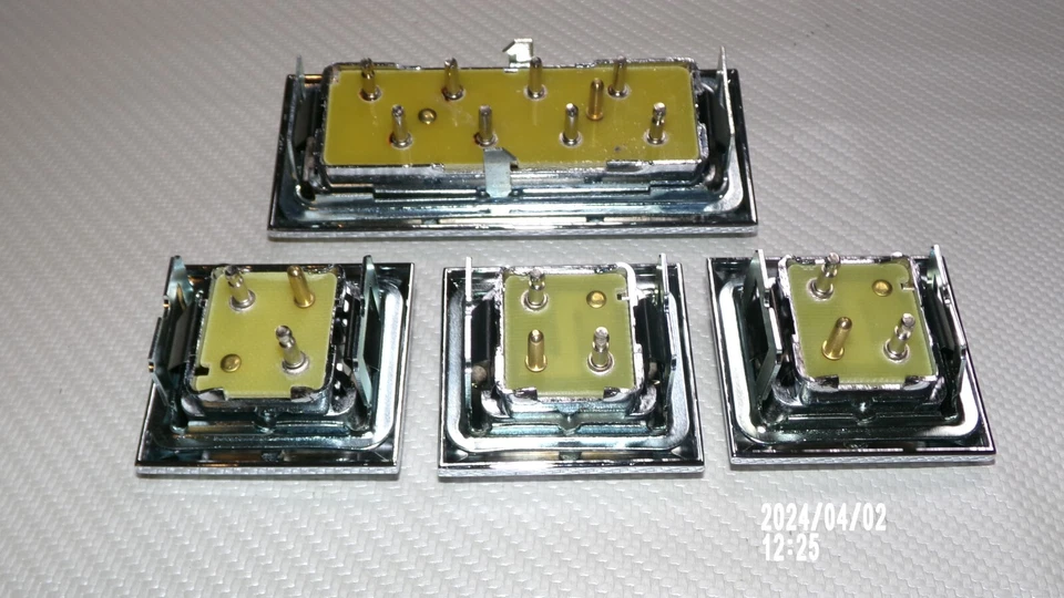 Chevy GMC  Suburban Crew Cab Truck Metal  Power Window Switch  Kit  1973 - 1980 Foto 2 de 4