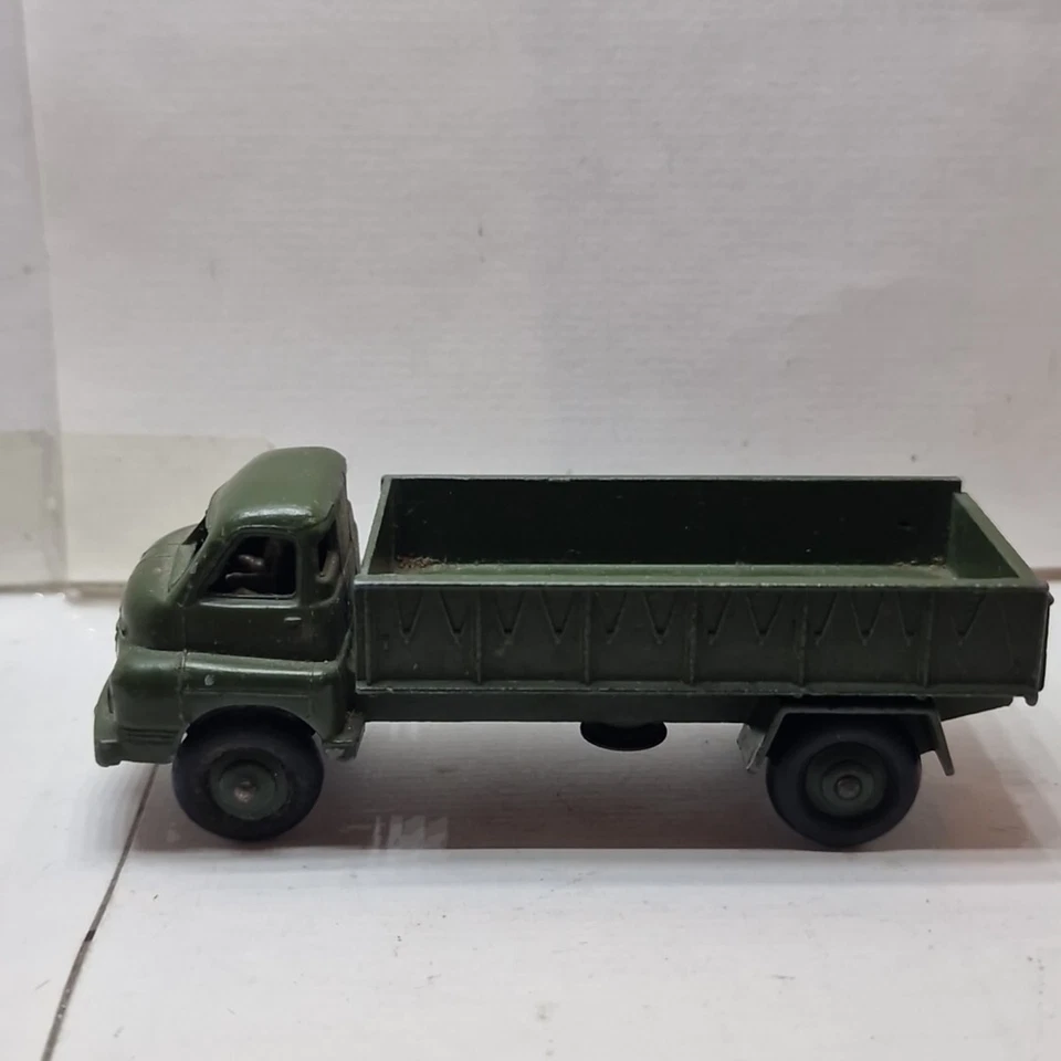 DINKY No.621 BEDFORD 3-TON ARMY WAGON + LONESTAR FIELD GUN - Image 4 of 4
