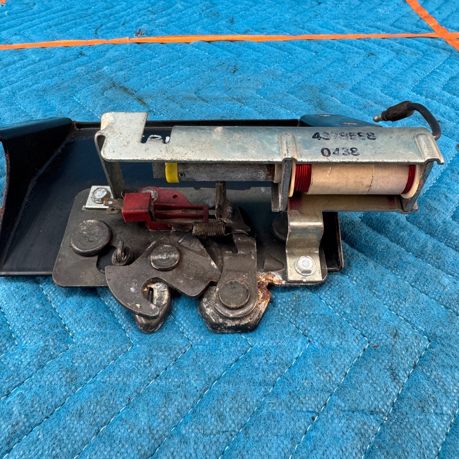 1989–1991 Chrysler TC Maserati Trunk Lid Latch Lock with Solenoid 4378588 OEM