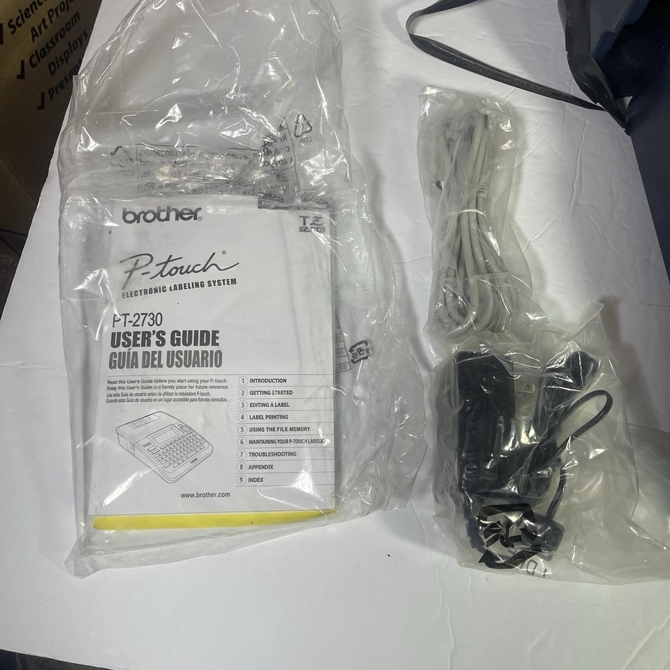 NUEVA Caja Abierta Brother PT-2730 p-touch etiquetadora - Cables y Estuche Foto 3 de 4
