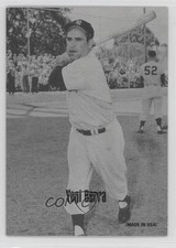 2004 Leaf Exhibits 1947-66 MSCR Made in USA Print Name 34/66 Yogi Berra HOF 0f8