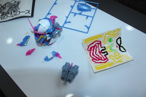 Vintage Gundam SDG-09 Model Kit 1998 Partially Assembled With Original Box - Picture 10 of 12