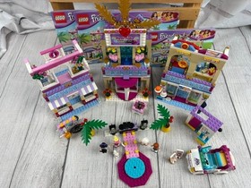 LEGO FRIENDS: Heartlake Shopping Mall (41058) 100% Complete. W/Manuals