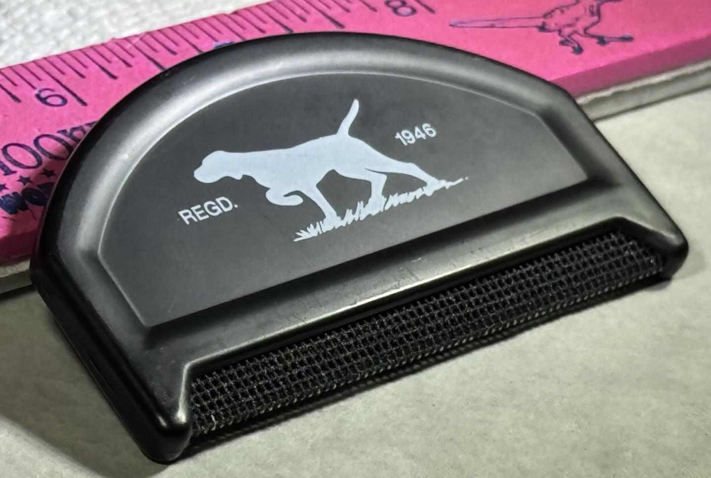 RODD & GUNN CASHMERE COMB SOFT SMOOTH FINISH & DE-PILING YOUR CASHMERE GARMENT