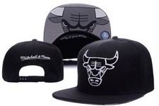 Chicago Bulls Snapback Hat Black Flat Brim Adjustable Basketball Cap Bulls Logo