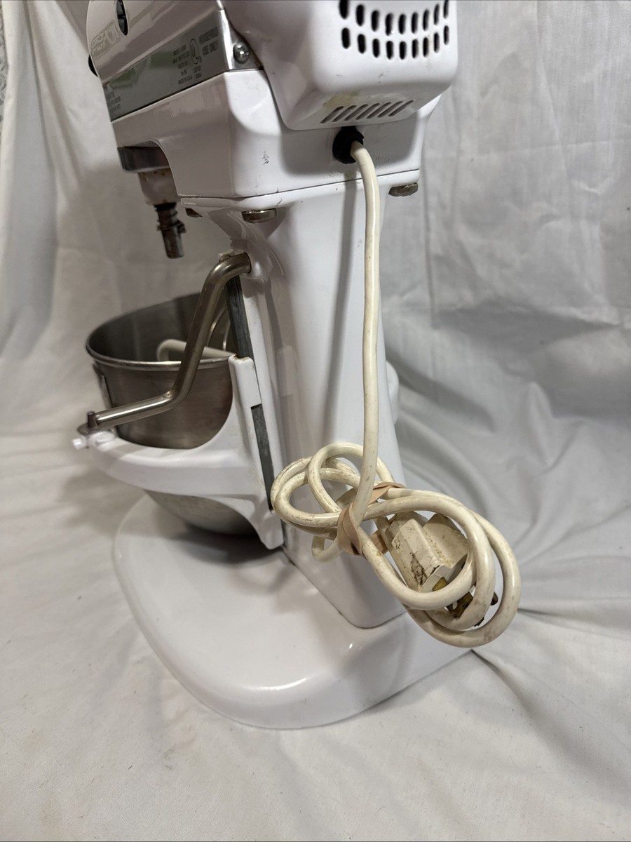 KitchenAid Pro HD White 5 Qt Bowl, 3 Accessories Stand Mixer