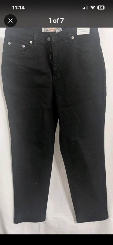 Faded Glory Straight Leg Women's size 14P Black denim jeans