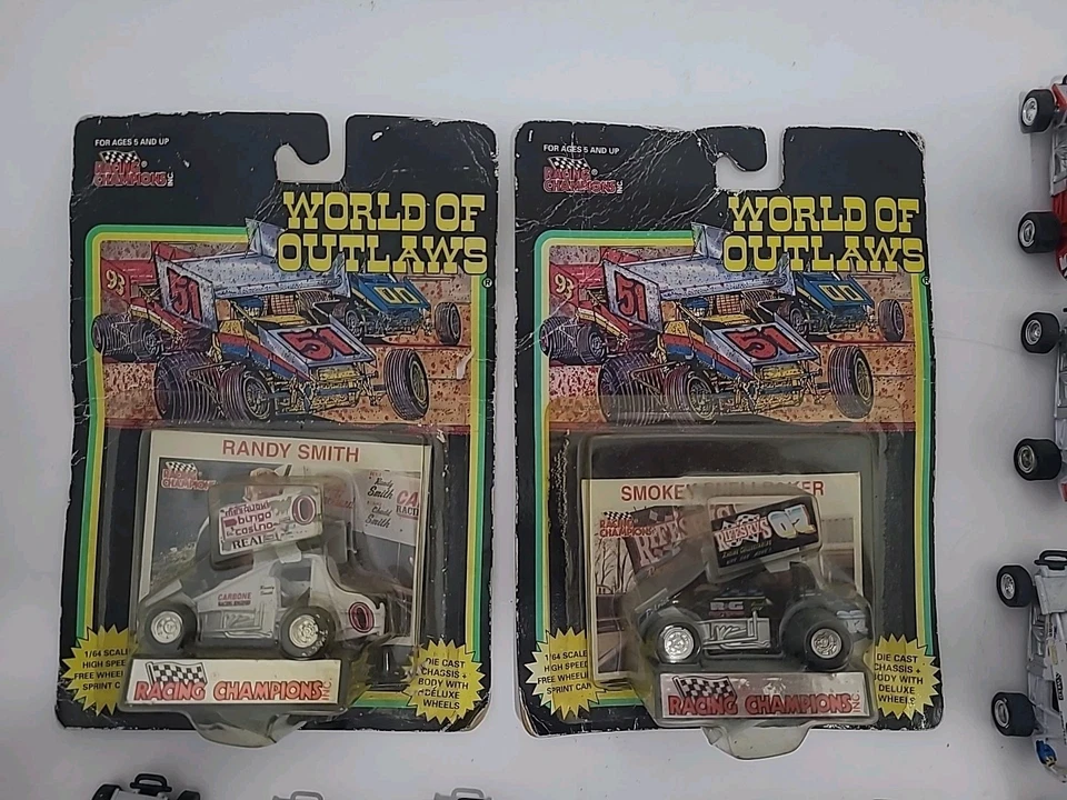 Large Lot Of Racing Champions World Of Outlaws Cars Lot Of 30+ Cars Some NiB - Image 2 of 4