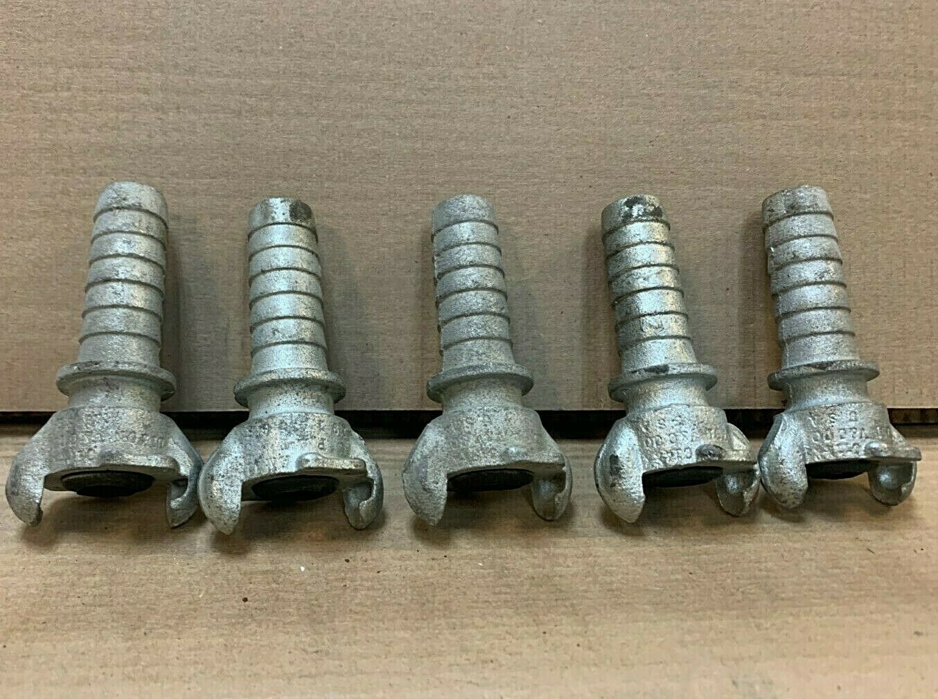 LOT OF 5 DIXON AM11 BARBED AIR HOSE COUPLING 1" CROWS FOOT AIR KING AIR