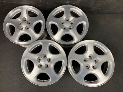 SUBARU☆TA Subaru Crossbar Set - Fixed - SOA367028 | Subaru Parts Pros