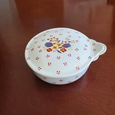 VTG Fairwinds Individual Soup Server & Lid Pattern FWD6 Red Berries Floral Top