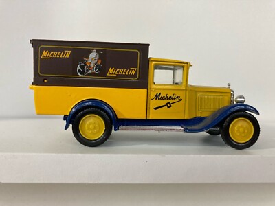 Solido- 1930 Citroen C4F -Michelin-Cargo Delivery Truck- Diecast