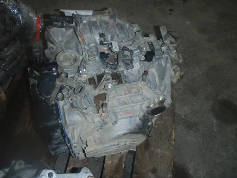 Transmisión automática 4 cilindros compatible con 01-06 MAGENTIS 409350 Foto 2 de 4