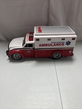 Road rippers emergency response vehicle ambulance with lights and sound, works