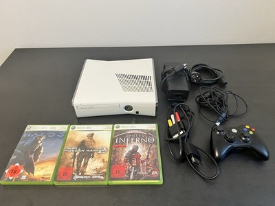 Xbox 360 Slim 4GB Weiß Inkl Spiele