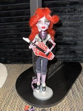 Mattel Monster High Operetta Campus Stroll Doll