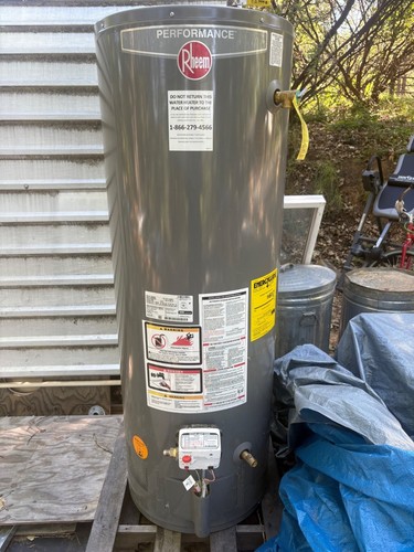 Rheem Performance 50 Gallon Propane Water Heater $600 OBO - Excellent Condition