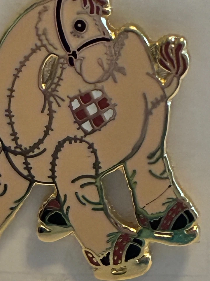 Vintage Raggedy Ann & Andy “Camel with the Wrinkled Knees” Enamel Pin - Classic - Image 3 of 3
