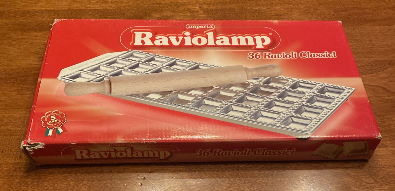 Imperia Raviolamp 36 Ravioli Classici ,NEW IN BOX( Opened No
