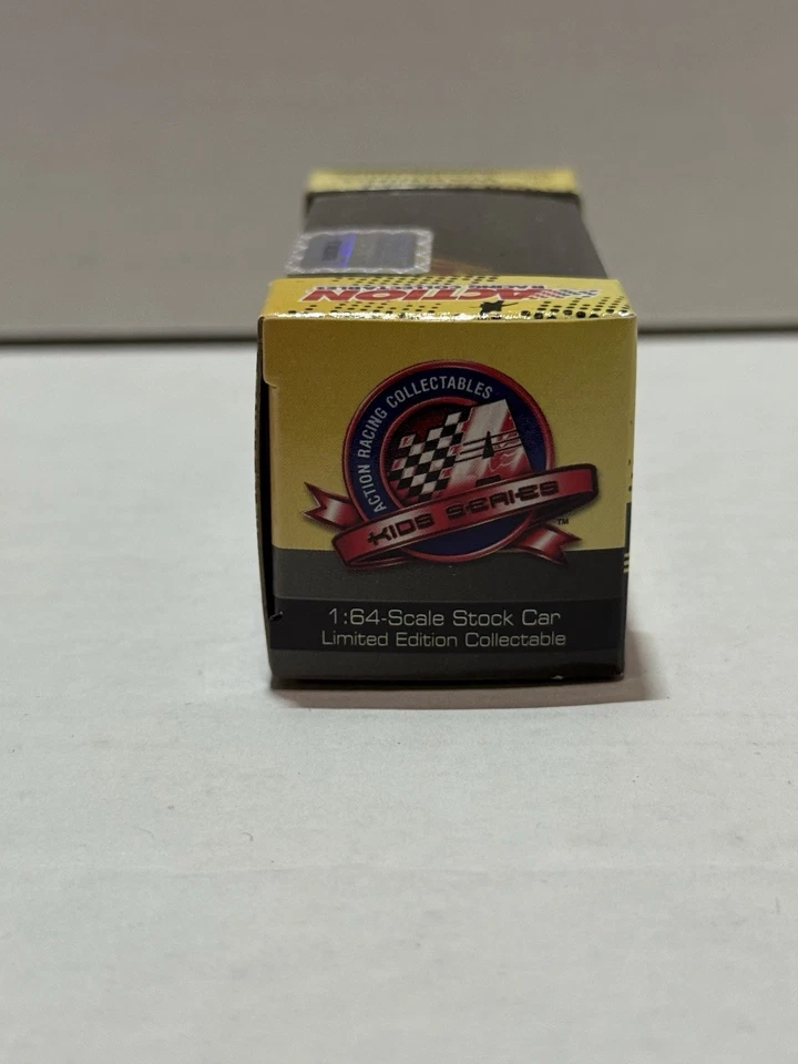 1/64 Action Boxed NASCAR Diecast 2009 Jeff Burton #31 CAT / Caterpillar NIB - Image 3 of 4