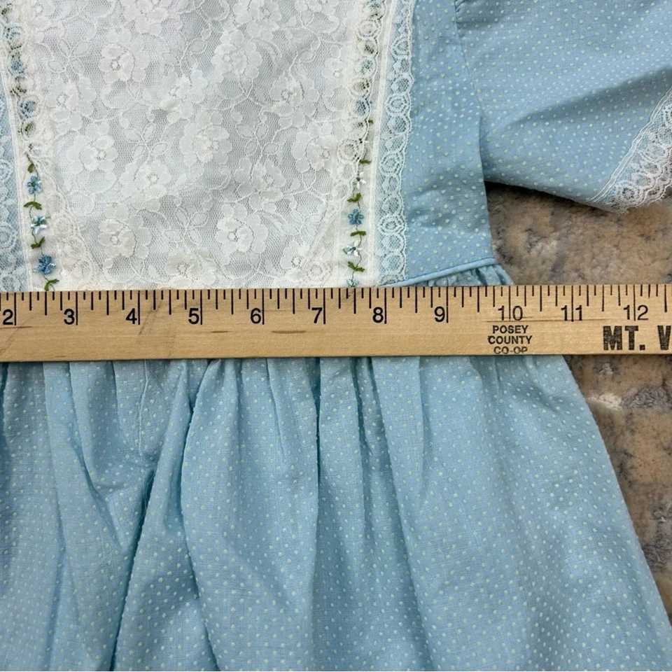 Vintage 1960’s Peaches N Cream Blue White Long Short Sleeve Dress Size 5 - Image 4 of 4