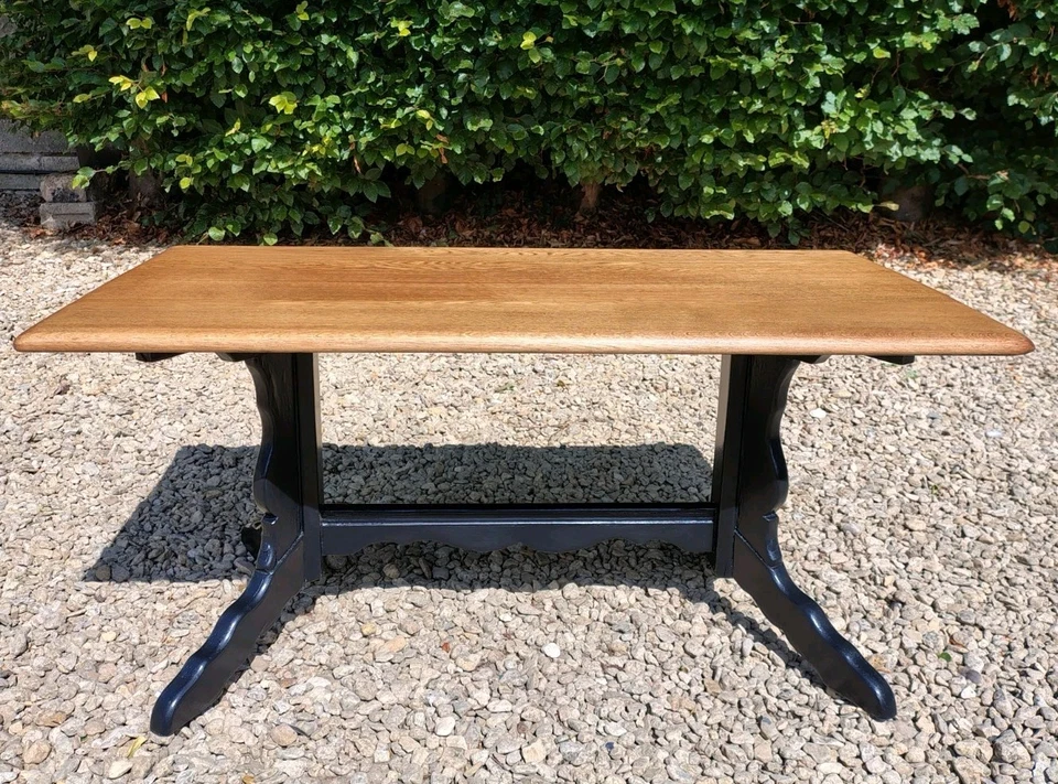 BEAUTIFUL ERCOL SOLID ELM REFECTORY COFFEE TABLE IN PITCH BLACK FARROW & BALL - Image 2 of 4