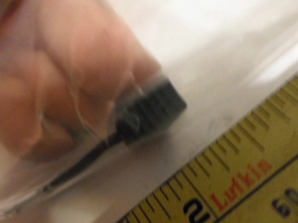 Set of 2 DeWalt Black&Decker Replacement Reciprocating Saw Motor Brush 384719-03 - Image 3 of 4