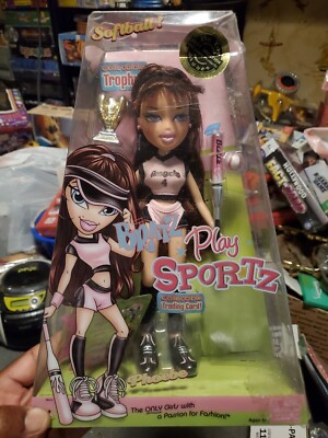 Bratz Play Sportz Kickin Karate Roxxi 