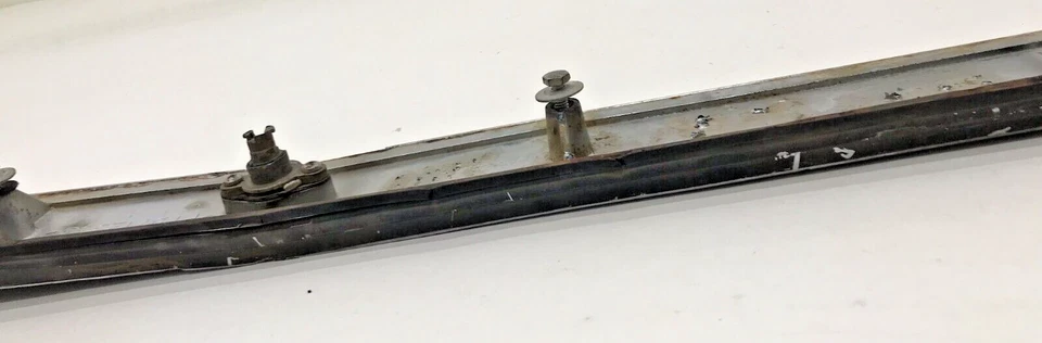 1962 Pontiac Grand Prix задняя панель крышка багажника молдинг отделка крышка эмблема - Изображение 3 из 4