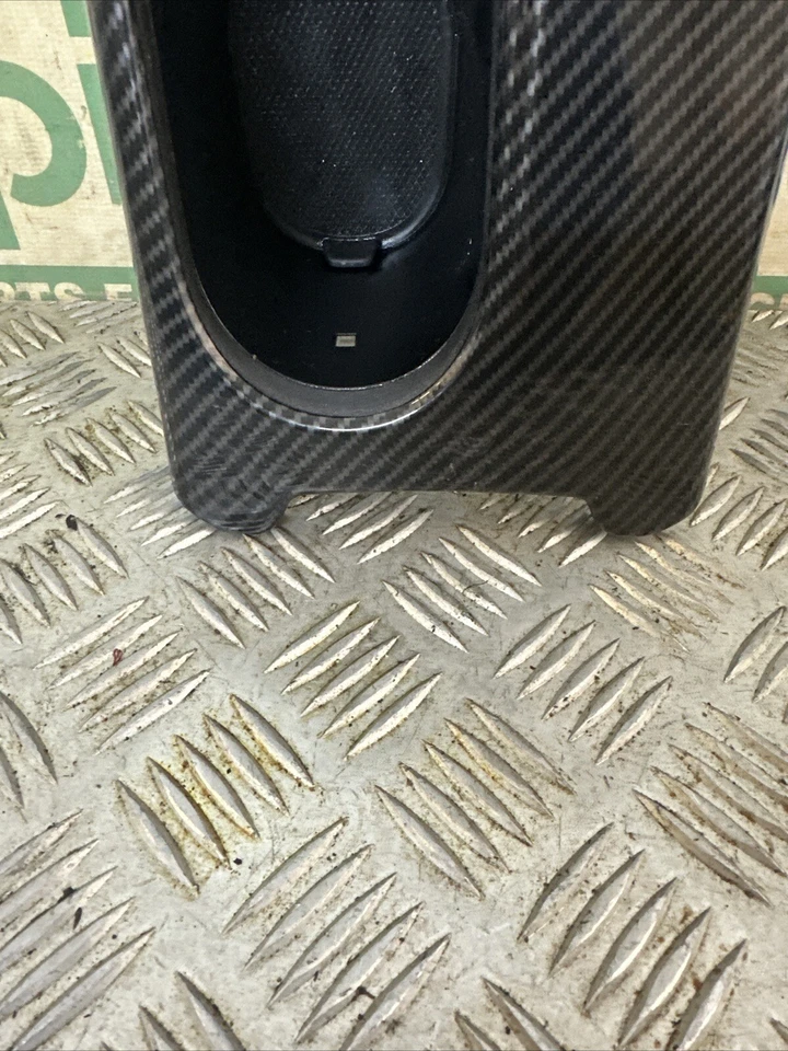 Mercedes-Benz Clase A A180 W176 2015 consola central portavasos interruptor de control Foto 2 de 4