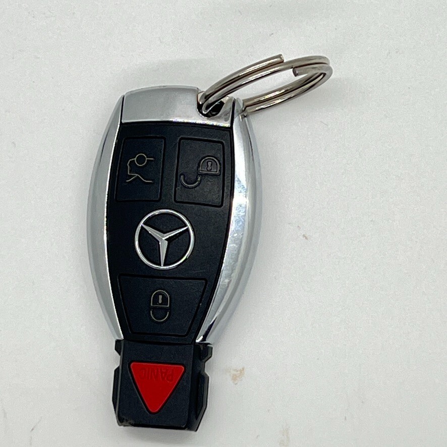 FOR PARTS ONLY ORIGINAL MERCEDES BENZ OEM SMART KEY LESS ENTRY REMOTE FOB CHROME