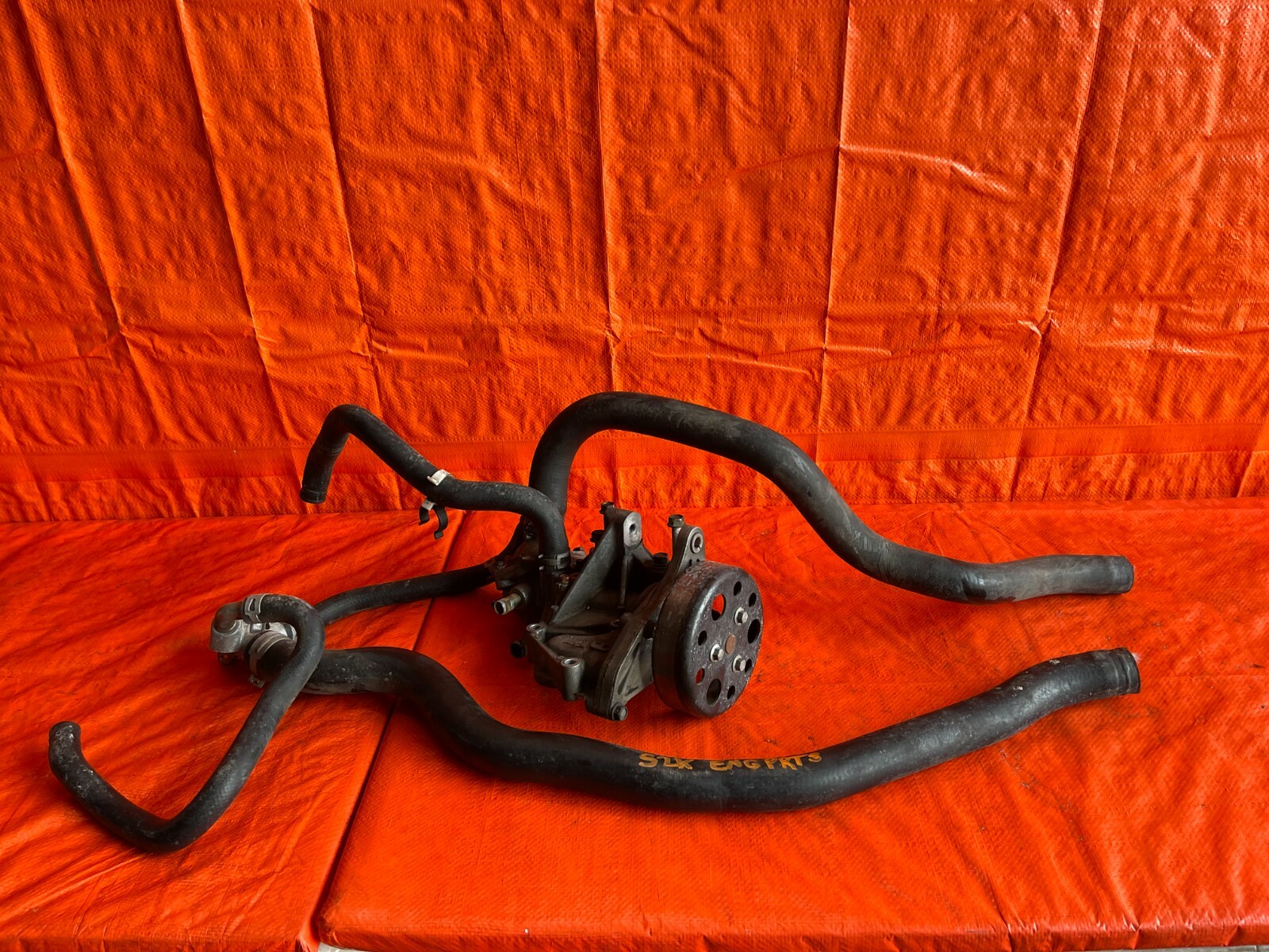 0009 HONDA S2000 WATER PUMP W/ THERMOSTAT CASE HOUSING & HOSES F20C1