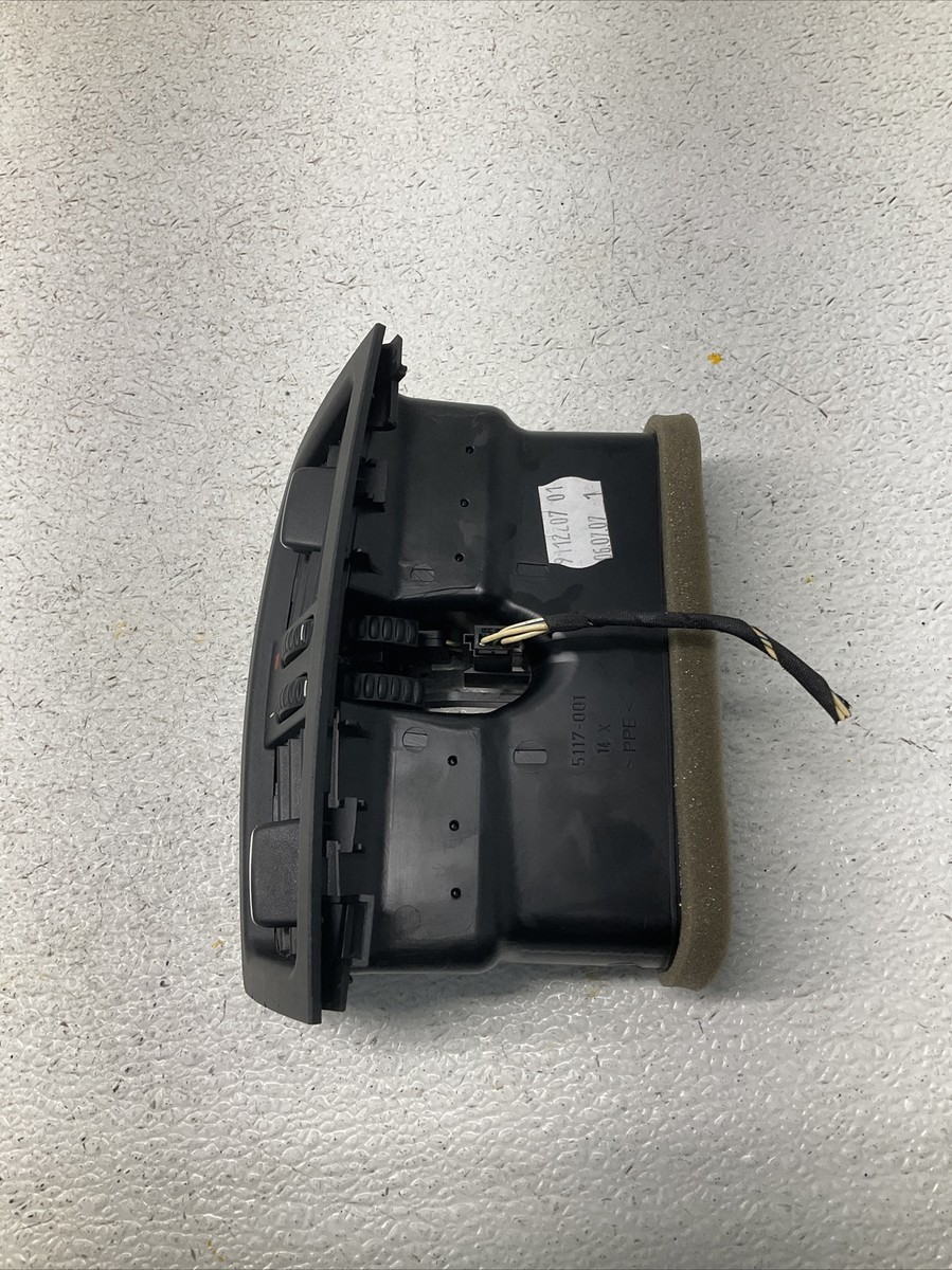 08-13 BMW E92 E93 M3 Center Console Rear Vent OEM 64226932023 | eBay