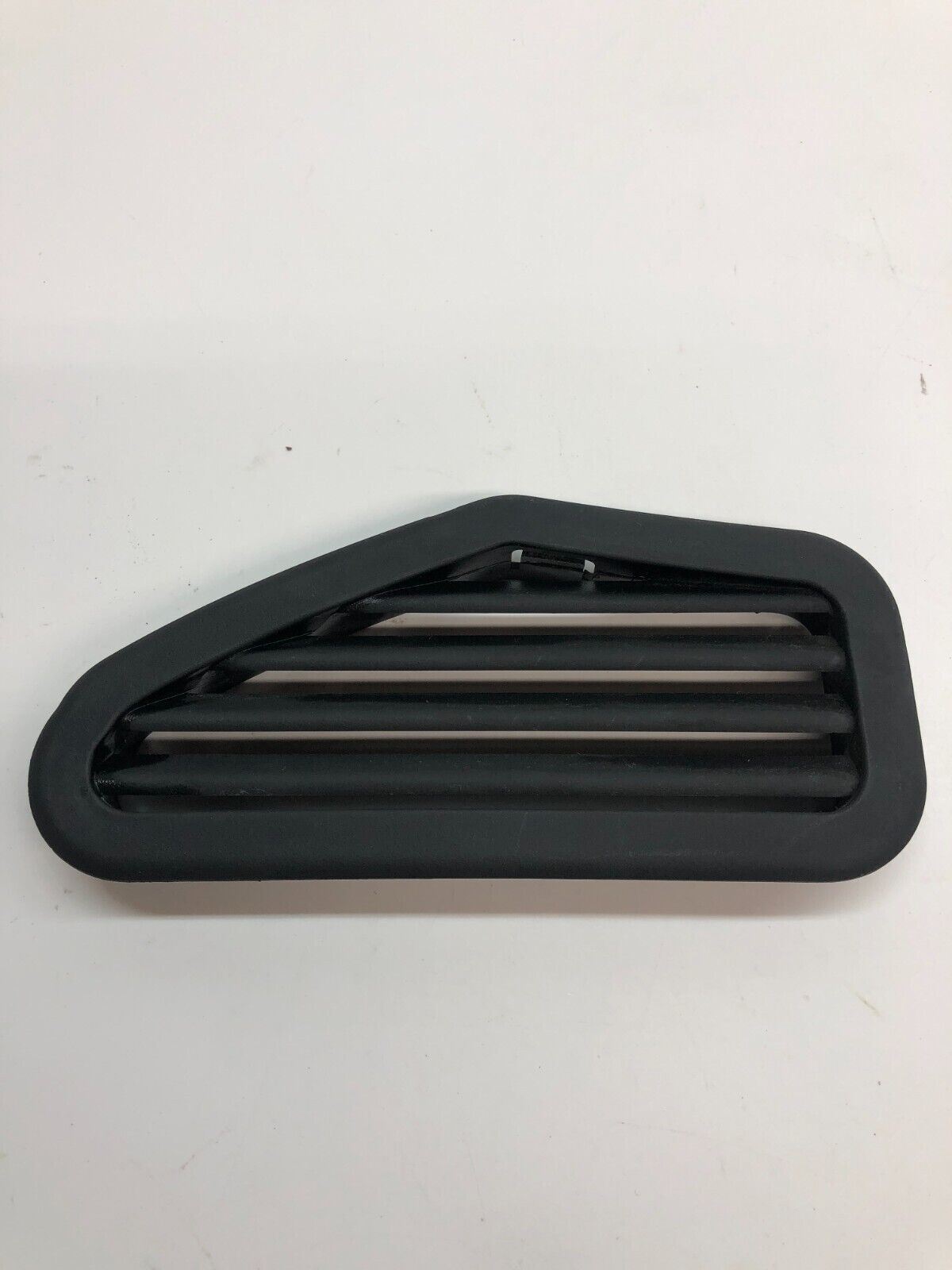 MCLAREN MP4-12C 650S REAR LEFT AIR VENT TRIM OEM 11A3787CP