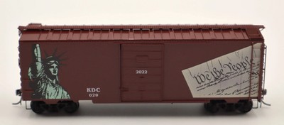 Kadee HO 6929 - 40' PS-1 Box Car ''KDC'' 2022 Patriotic Car #029