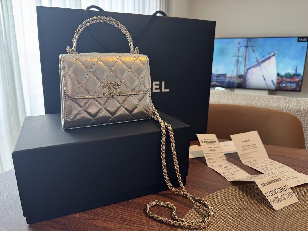 CHANEL quilted shoulder bag #PGIGRB