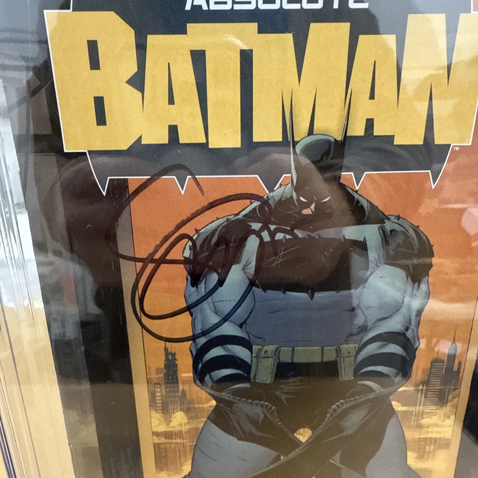 ABSOLUTE BATMAN #1 CVR A, CGC 9.8 SIGNED SCOTT SNYDER 1ST PRINT - Image 2 of 3