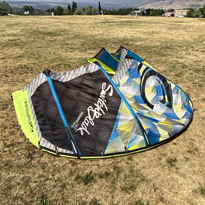 2014 Cabrinha Switchblade Kitesurfing Kite + Bag + Control Bar & Lines