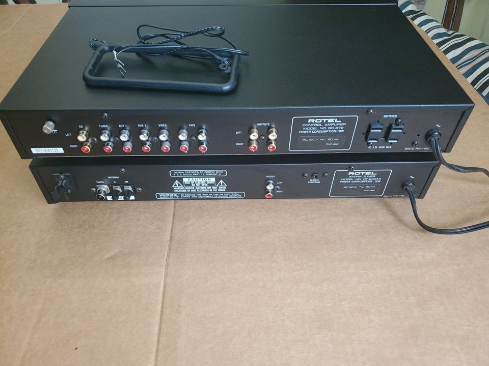 Rotel RC-972 Stereo Integrated PreAmplifier + RT-940AX AM/FM Stereo ...