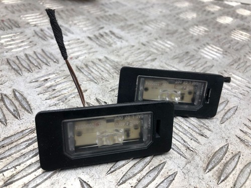 Iluminación de matrícula BMW 3 F30 F35 F31 2011 7193293 121852131 - Imagen 1 de 6