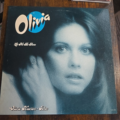 Olivia Newton-John   Let Me Be There - 1973 MCA 389 Vinyl Record LP