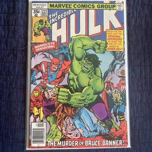 THE INCREDIBLE HULK Vol 1 No. 227 (Marvel Sept 1978) Vintage AVENGERS App. NICE!