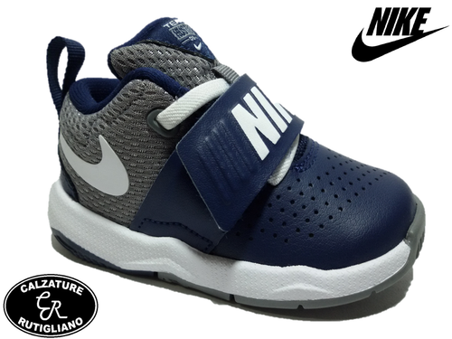 NIKE TEAM HUSTLE D 8 (TD) SCARPE BAMBINO n.18,5 BASKET GINNASTICA BLU  881943 401 | eBay